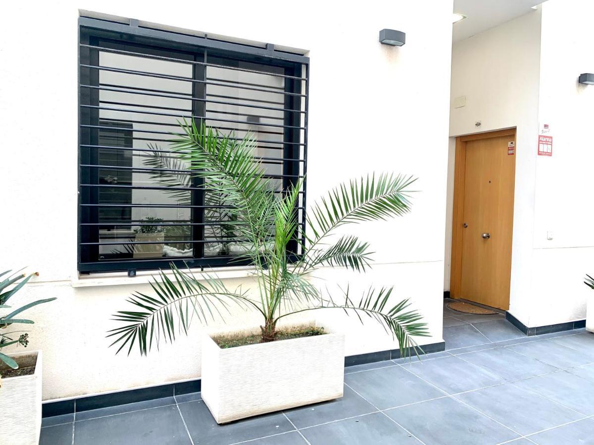 Homely Malaga Refino Oriental Екстер'єр фото